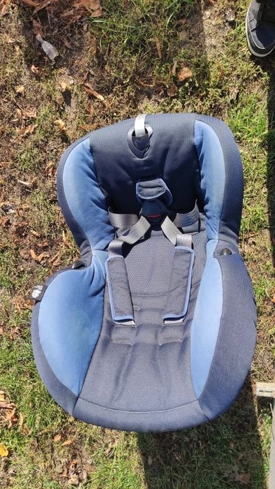 Sprzedam fotelik maxi Cosi 9-18