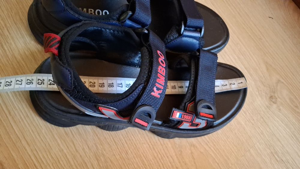 Продам сандали 38 размер