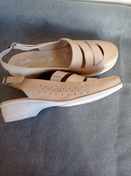 Buty skórzane rozmiar 40 nowe