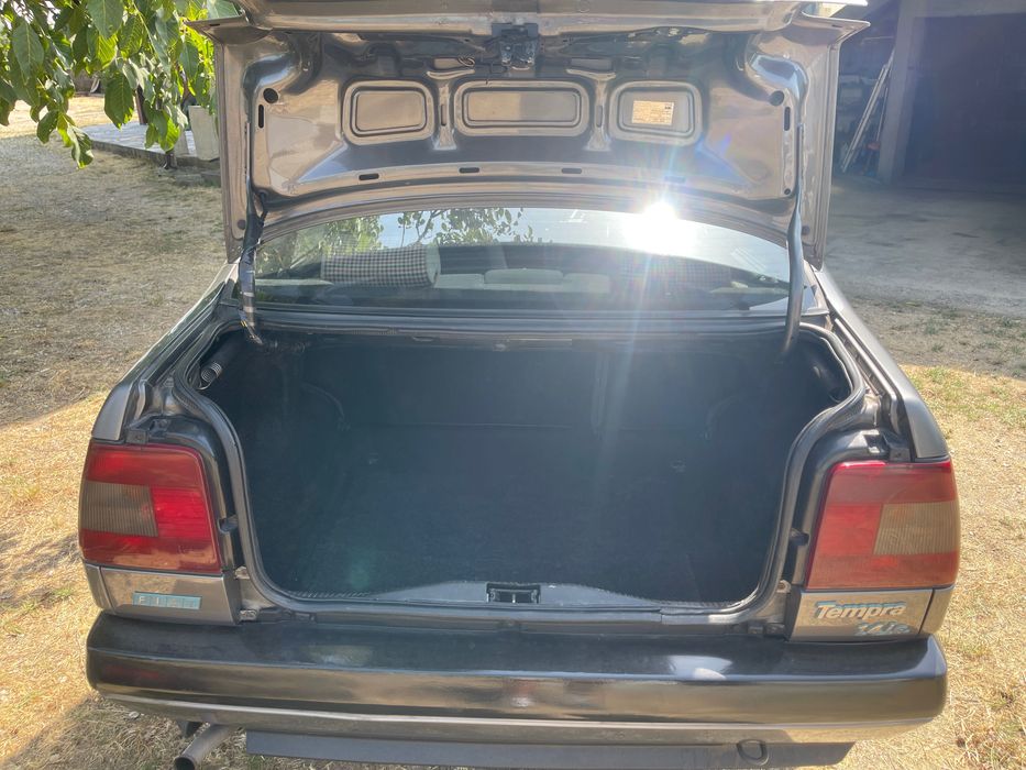 Fiat Tempra sedan em perfeito estado