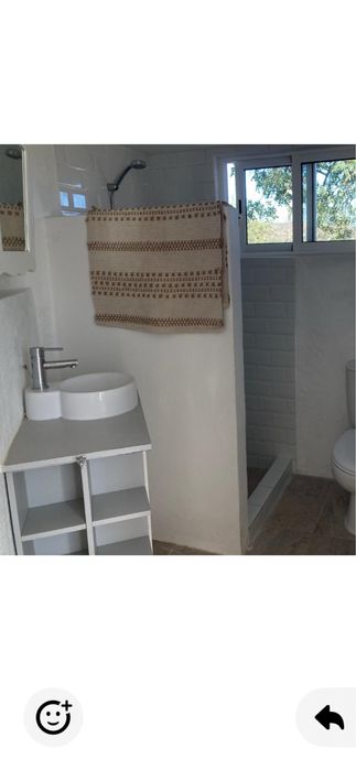 Charmoso anexo em Estoi