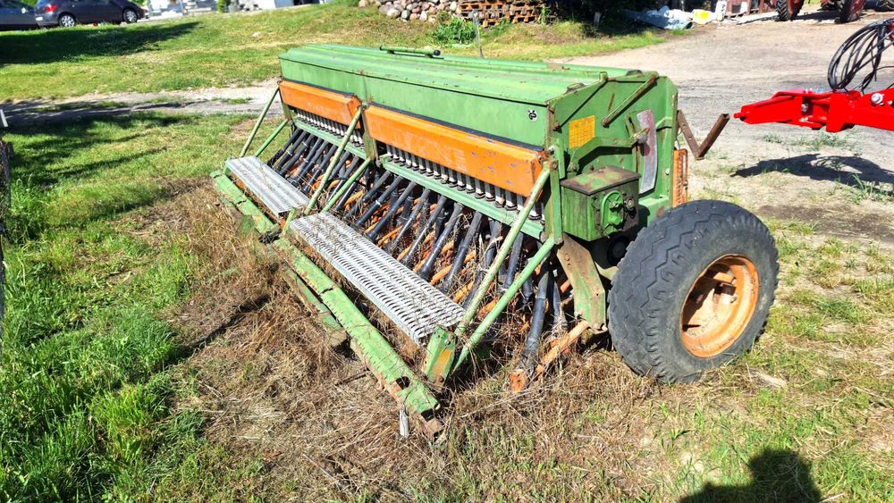 Siewnik Amazone D8 4m