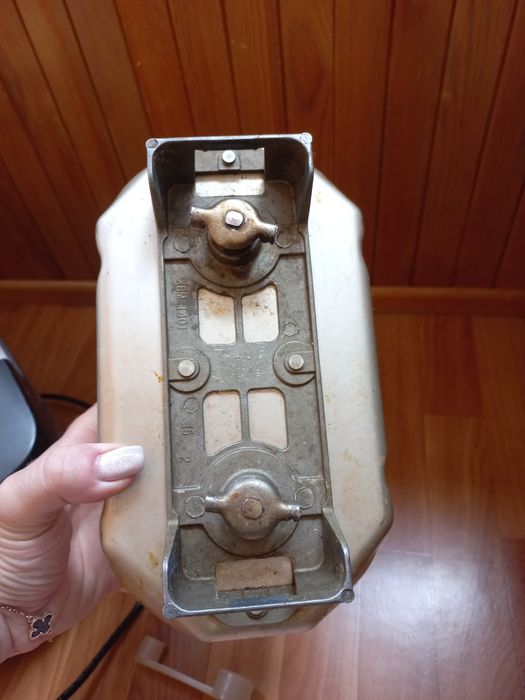 Хлібопіч Gorenje BM1200BK