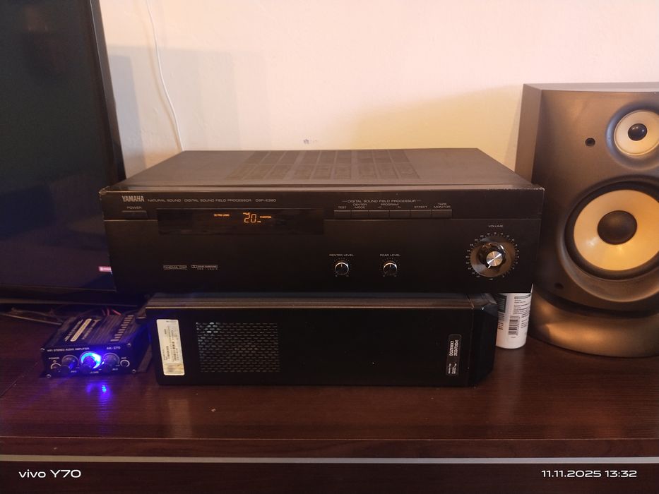 Procesor Yamaha DSP-E390
