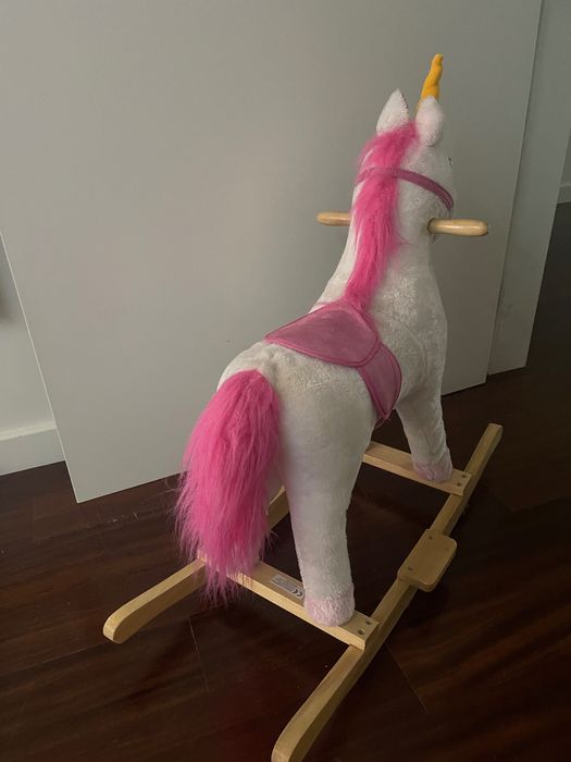 Unicórnio de balanço