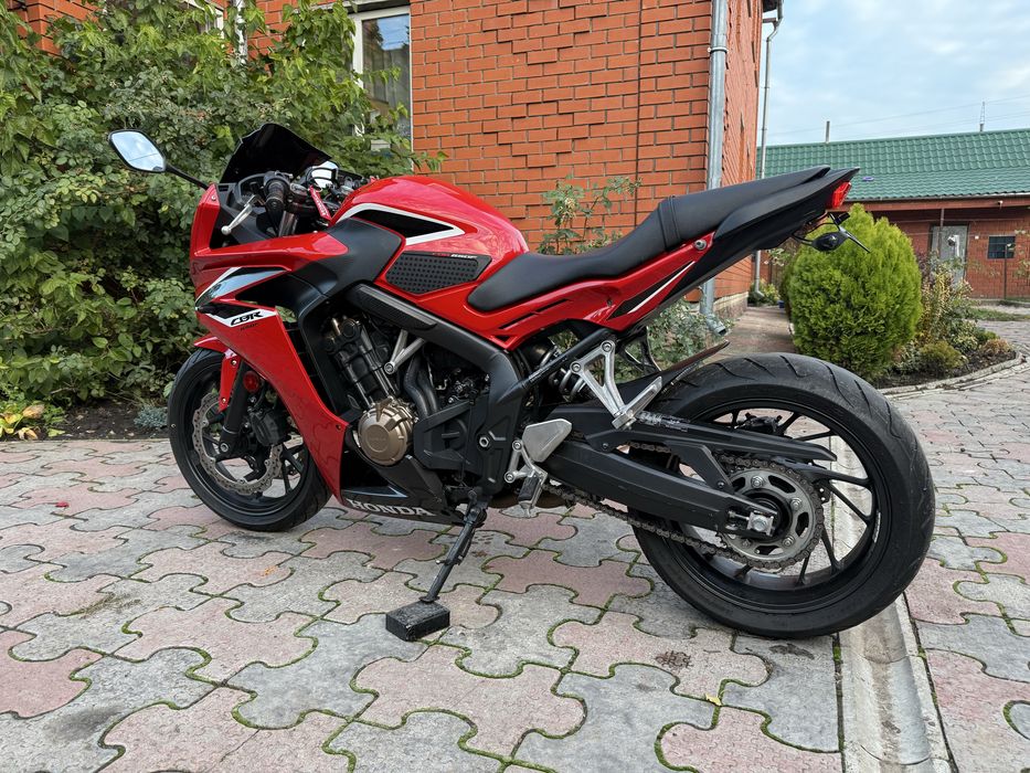 Honda CBR650F офіціал