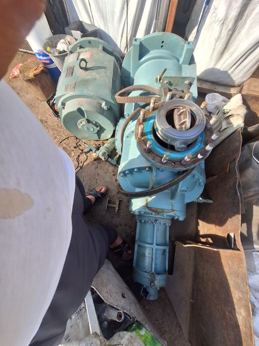 Компрессор холодильние агрегаты винтовой компрессор YORK  в комплект