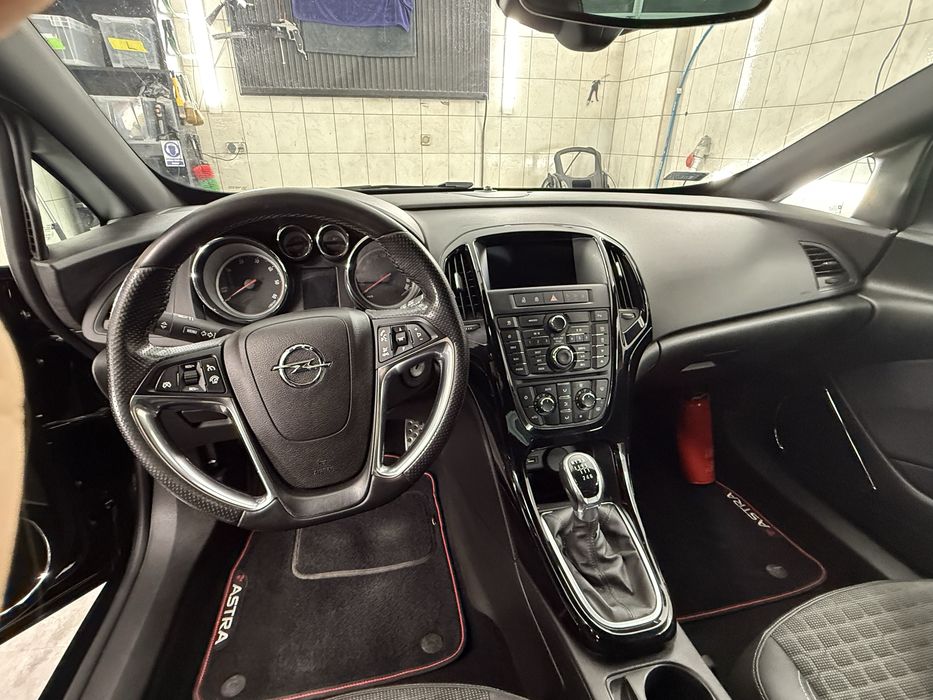 Opel Astra J GTC OPC Line 2016