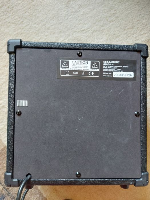 Wzmacniacz gitarowy Gear4Music GA-10