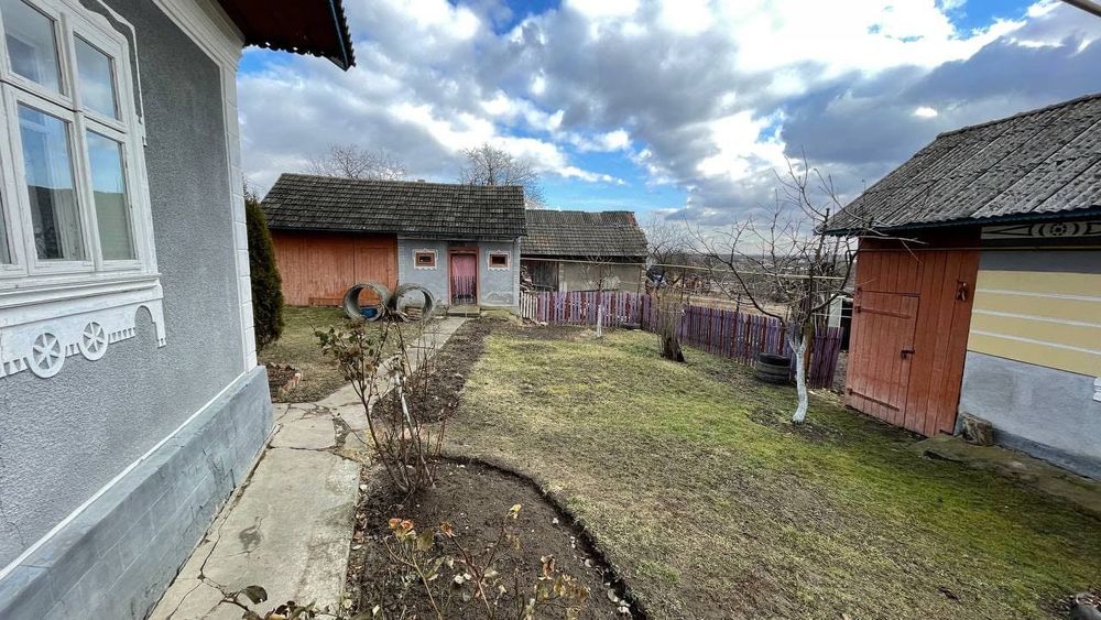 Продаж 2-х кімнатного будинку + добудова + літня кухня. с. Топорівці!