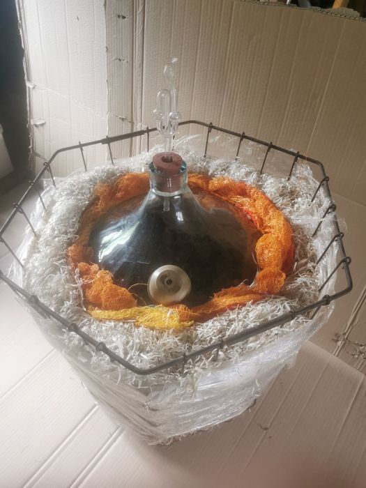 Dymion na wino 40 /50l.