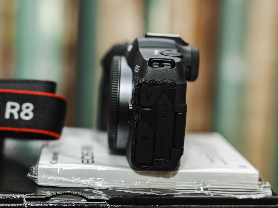 CANON EOS R8 ( NOVA ) com garantia até 2028