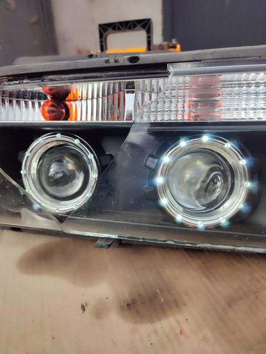 Продам фары ВАЗ 2105,2107