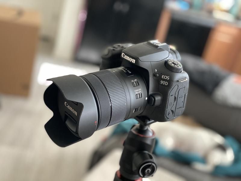 Aparat Canon EOS 90D + obiektyw EF-S 18-135mm f/3.5-5.6 IS USM