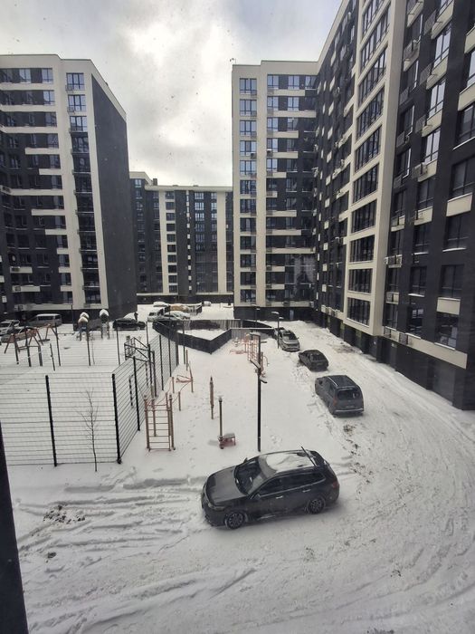 Продаж 2-кімнатної квартири великої площі.Є-Оселя.Торг