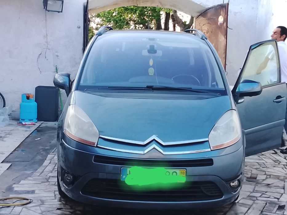 C4 picasso 2010 com reserva de propriedade!