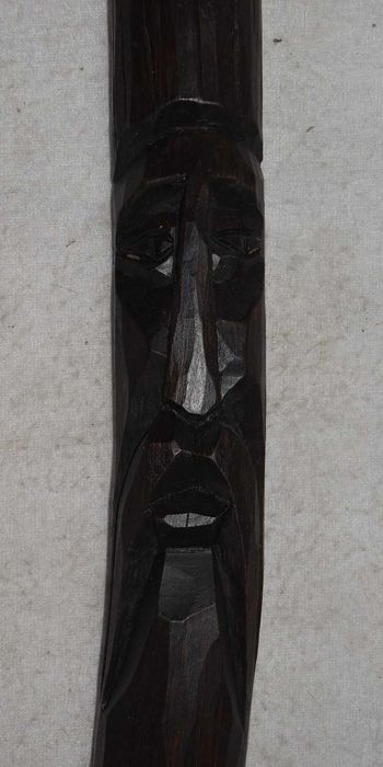 Świątek drewniany rzeźba w drzewie