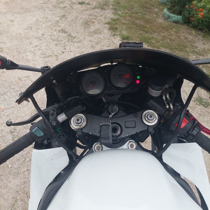 Kawasaki ninja zx-9r продам спорт байк: 2 200 $ - Мотоциклы