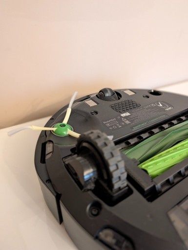 Odkurzacz sprzątający Roomba I7 Stan b.dobry