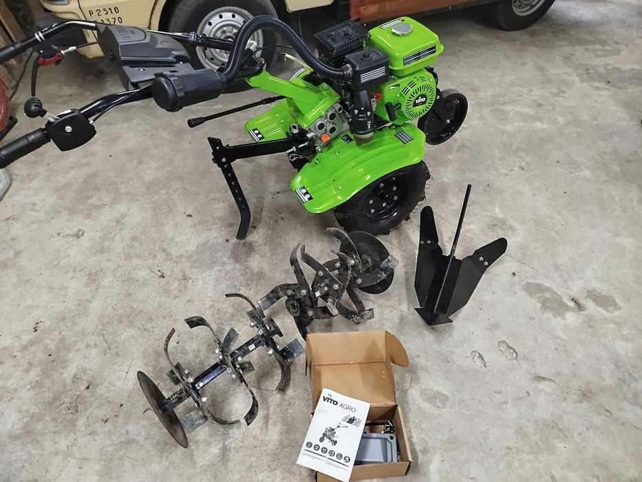 Motoenxada vito com rodas fresa e abre regos