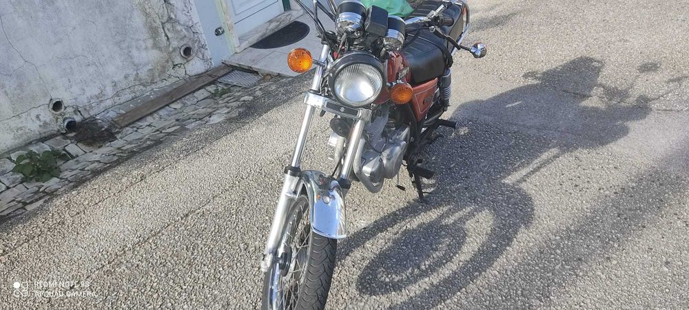 Suzuki Gn250 em  bom estado 1992