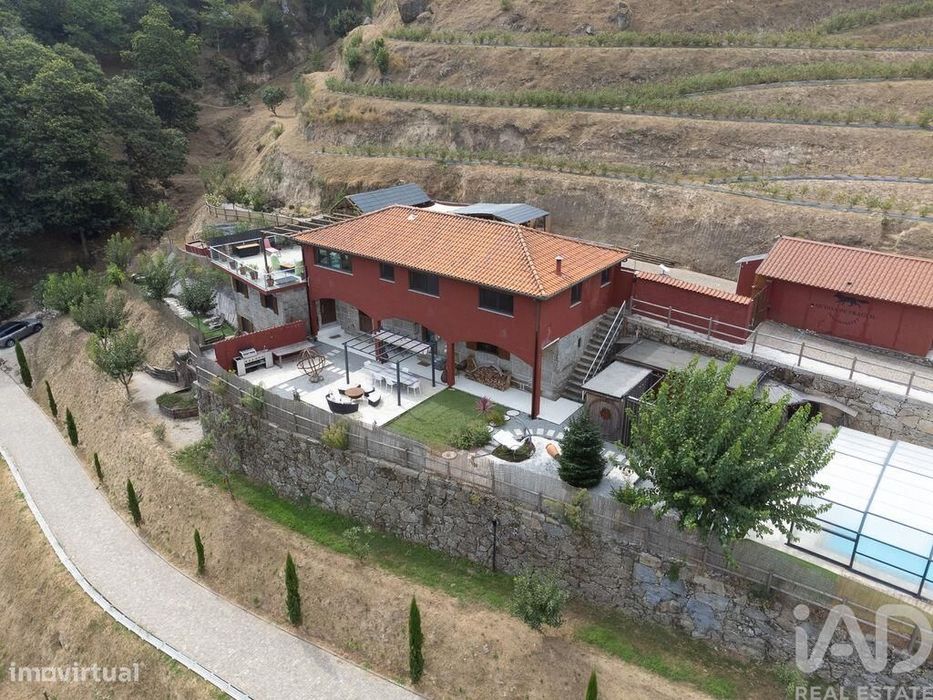 Quinta T6 em Anreade e São Romão de Aregos de 400,00 m2