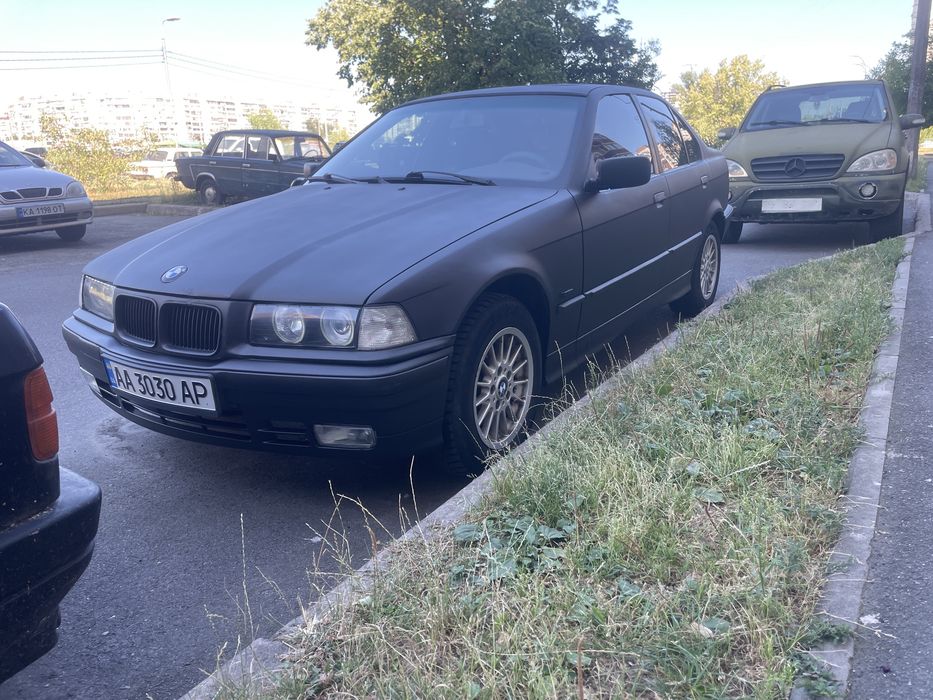 BMW E36 2.5 газ/бенз акпп