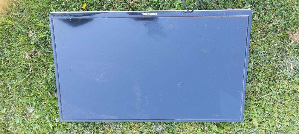 Продам Телевізор CHANGHONG (SAMSUNG) з тріснутим екраном на запчастин