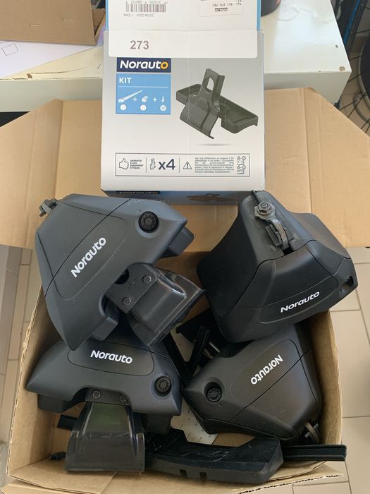 Suporte fixação para barras tejadilho Norauto