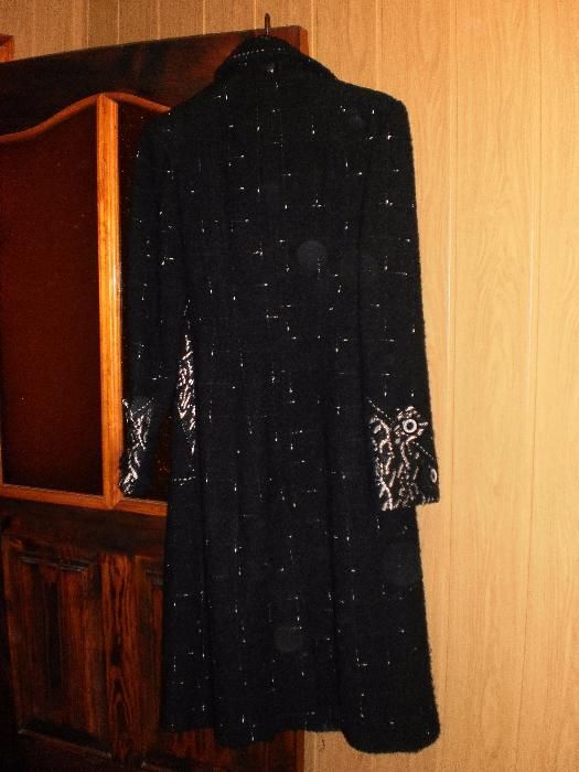 продам женское пальто