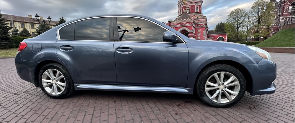 Продам Subaru Legacy 2013 2.5 газ/бензин автомат