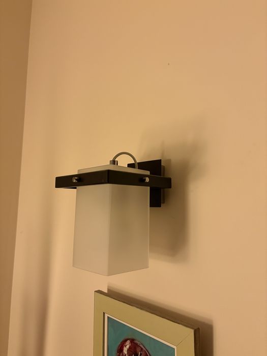 Komplet 4 lamp: 3 wiszące (3/2/1 żarówki) i kinkiet