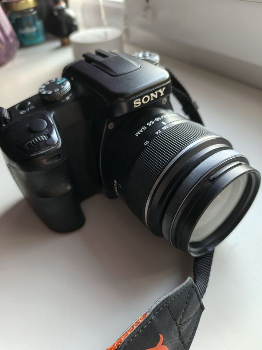 Дзеркальний фотоапарат Sony a100