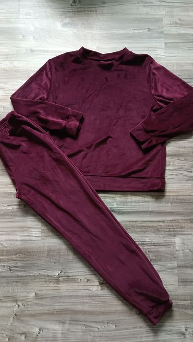 Nowy dres welurowy bordo S/M
