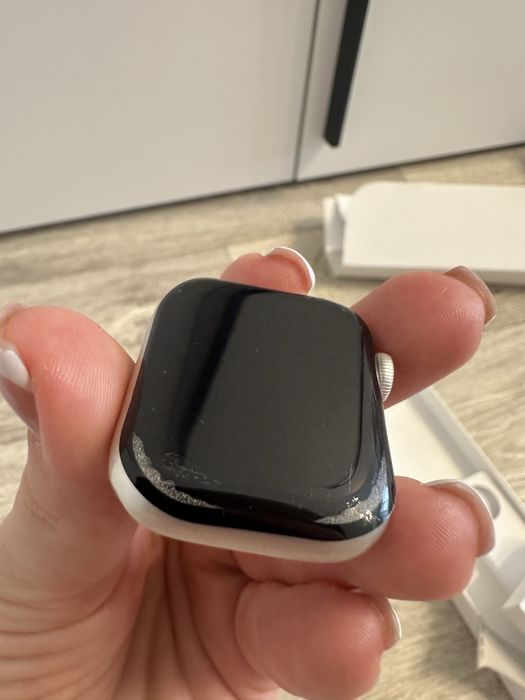 Оригінальні Apple Watch Series 7 GPS 41 mm бежеві