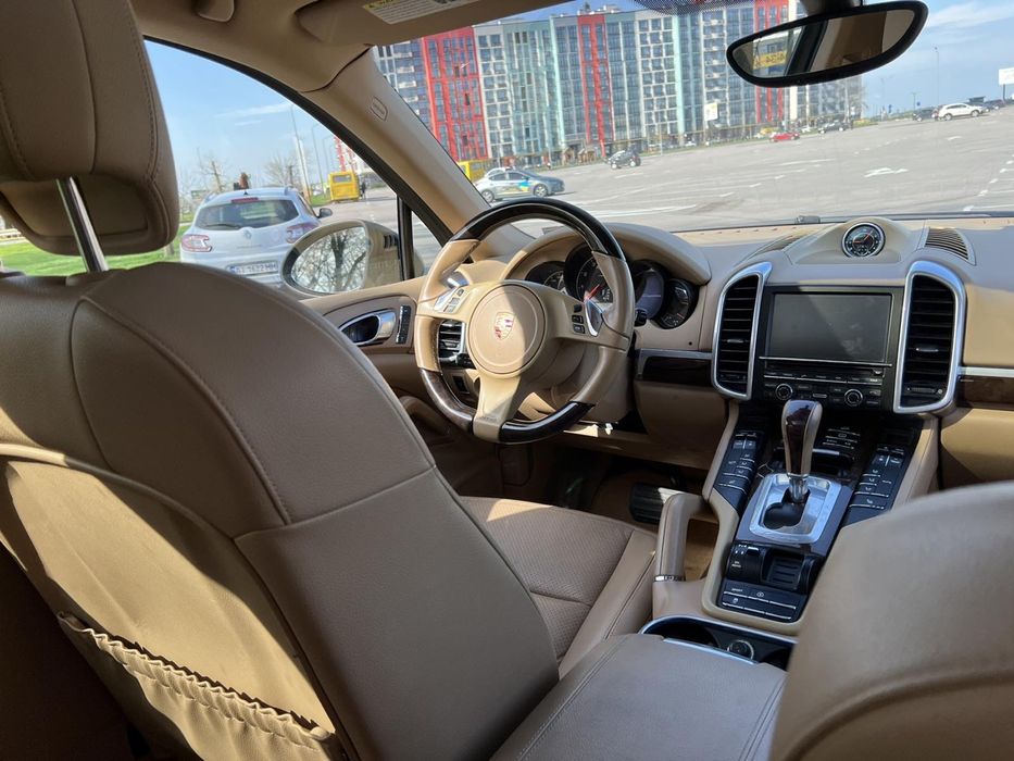 Porsche Cayenne Platinum Edition Обмін на електричний автомобіль