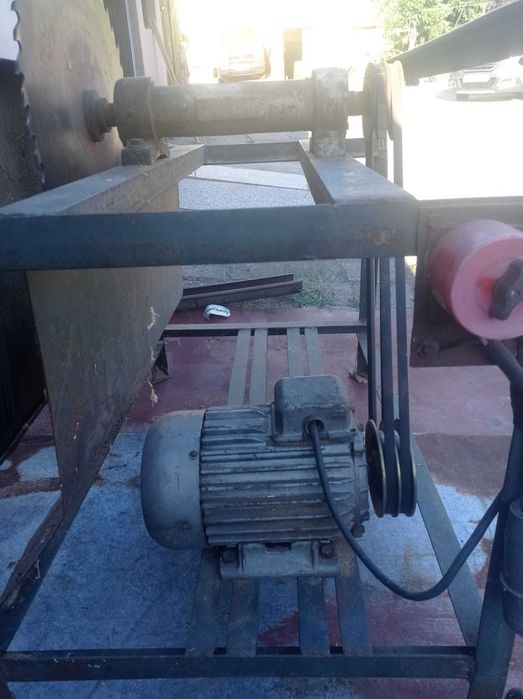 Sprzedam silnik o mocy 2,2 kw