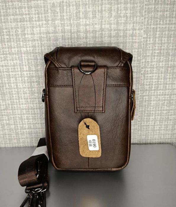 Чоловіча шкіряна сумочка