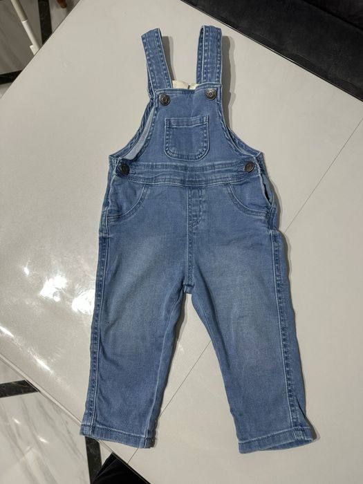 Лот речей на дівчинку 74/80см весна/ літо+ шапочки