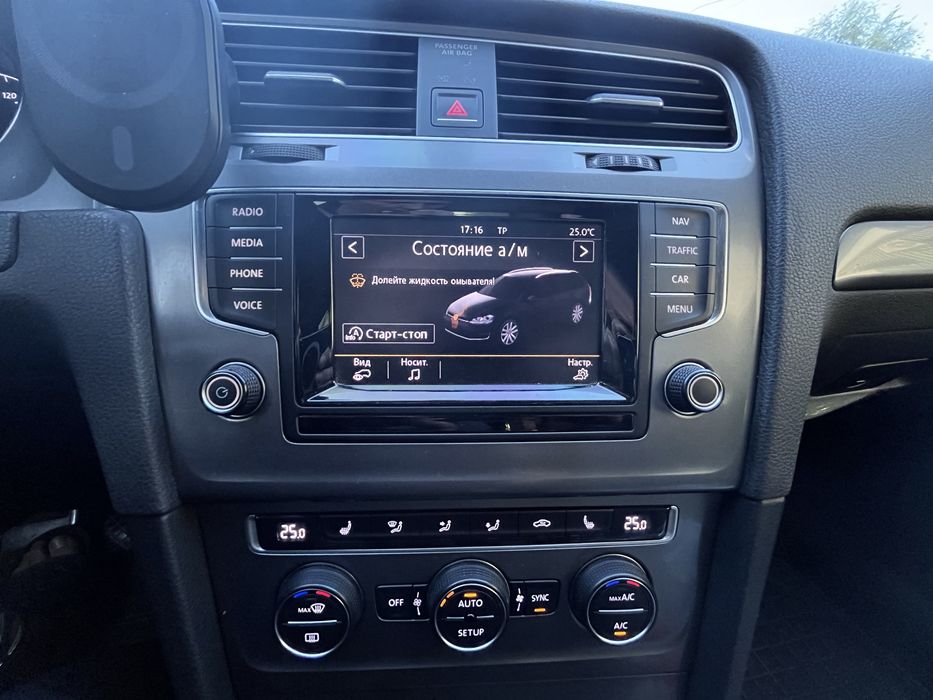 Гольф 7 универсал 1,6 тди