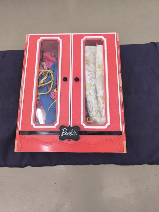Guarda roupa BARBIE