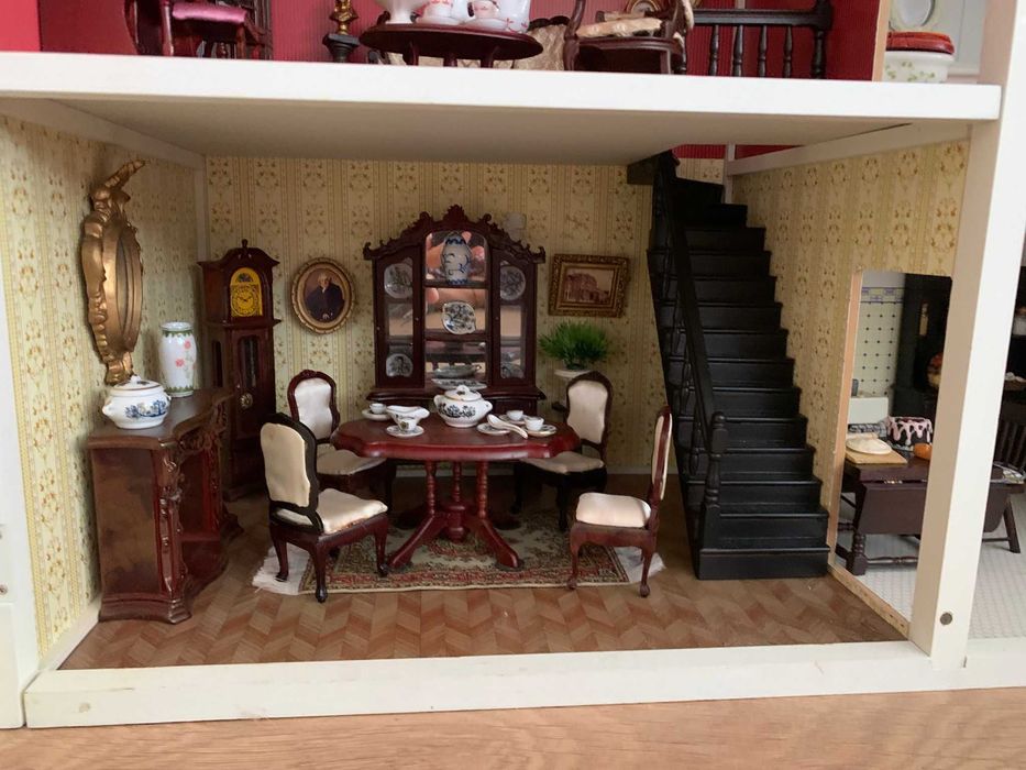 Casa de bonecas vitoriana - coleção correio da manhã