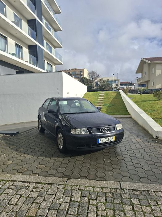 Audi A3 130cv caixa automática