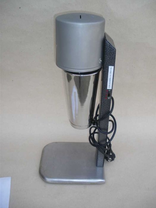 Міксер барний для коктейлів і мотори ДК-110; ДС-0.02 до нього