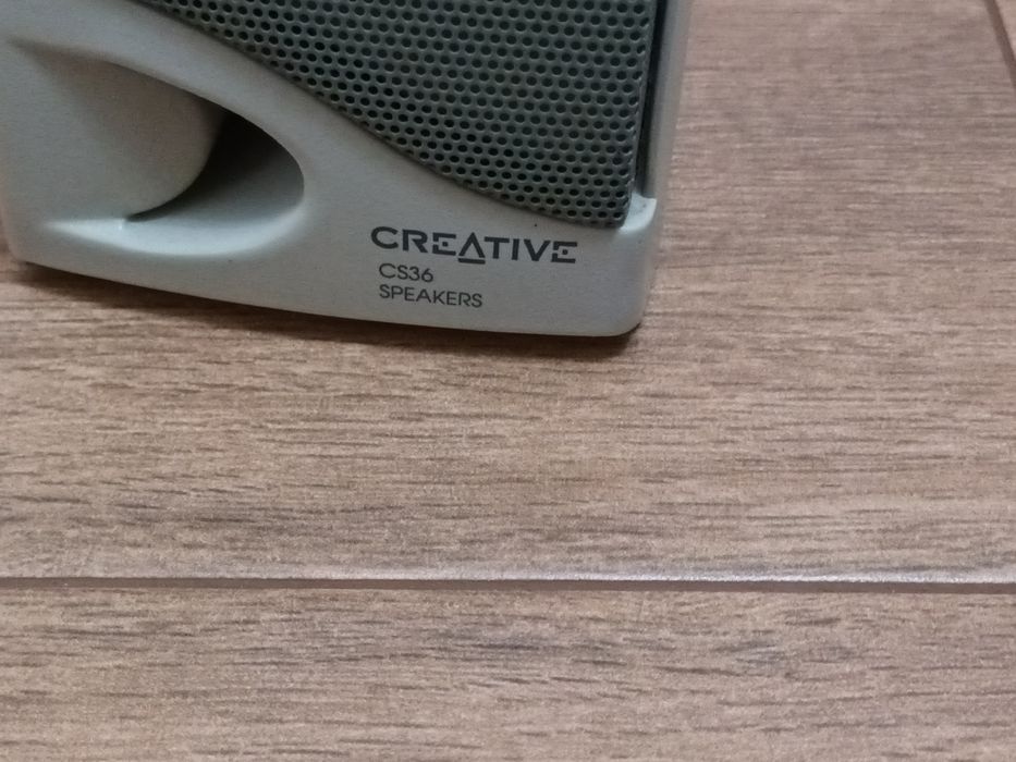 Colunas de som vintage Creative Labs CS36
