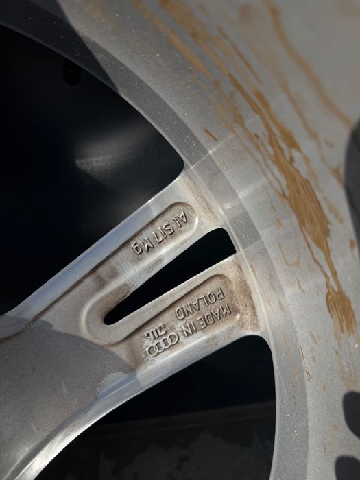 Felgi oryginał Audi 8,5Jx20H2 20 cali ET30 jak nowe