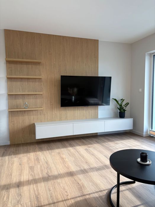 Nowe mieszkanie 80 m2, duży balkon, miejsce parkingowe.