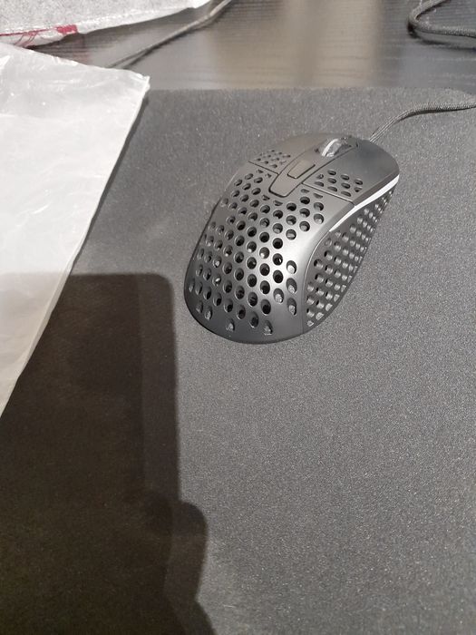 Vendo rato Xtrfy M4.