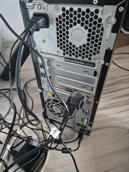 Komputer stacjonarny