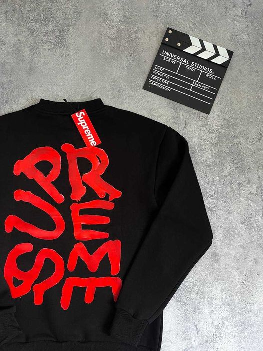 Свитшот Supreme суприм